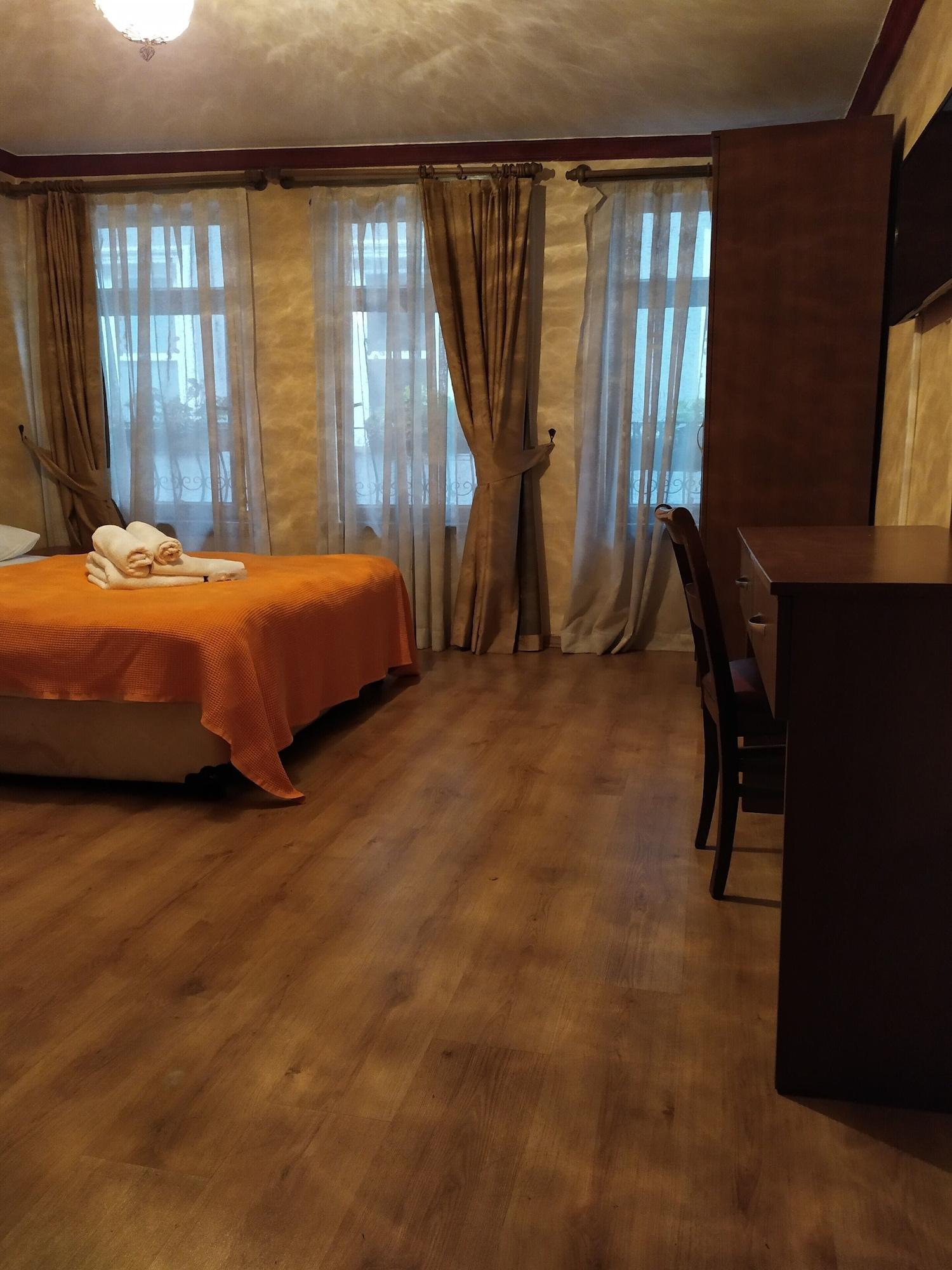 Istanbul Irish Hotel Eksteriør bilde