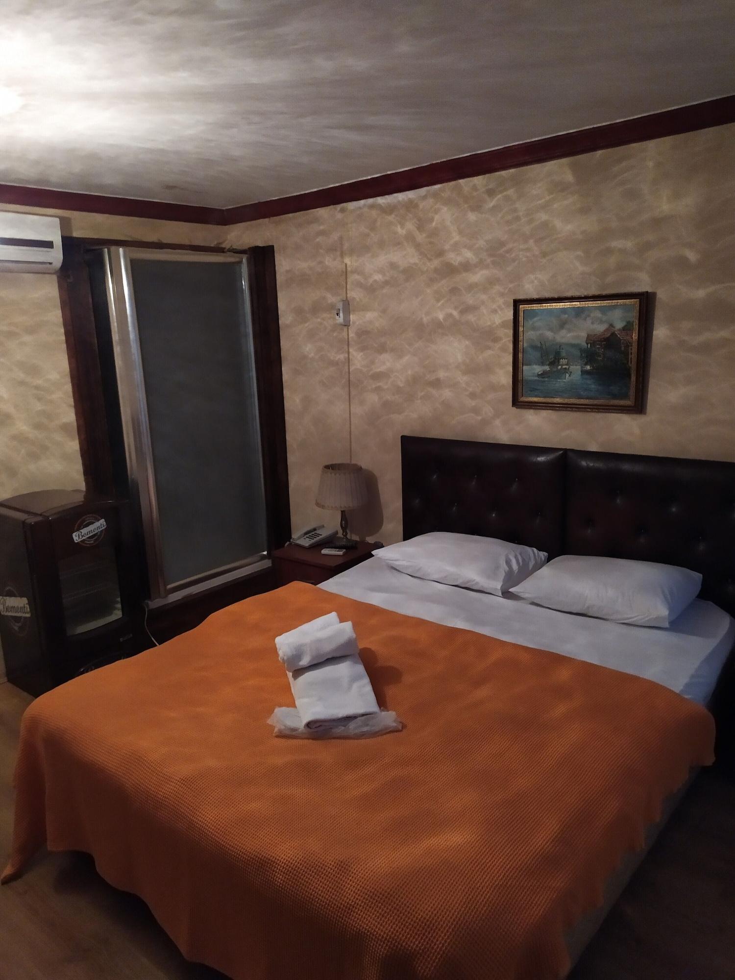 Istanbul Irish Hotel Eksteriør bilde