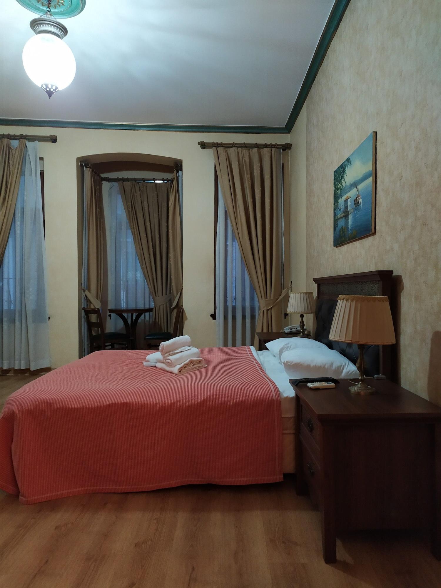 Istanbul Irish Hotel Eksteriør bilde
