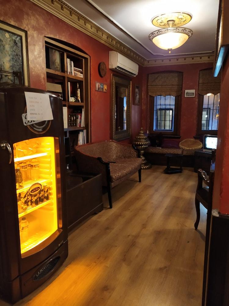 Istanbul Irish Hotel Eksteriør bilde