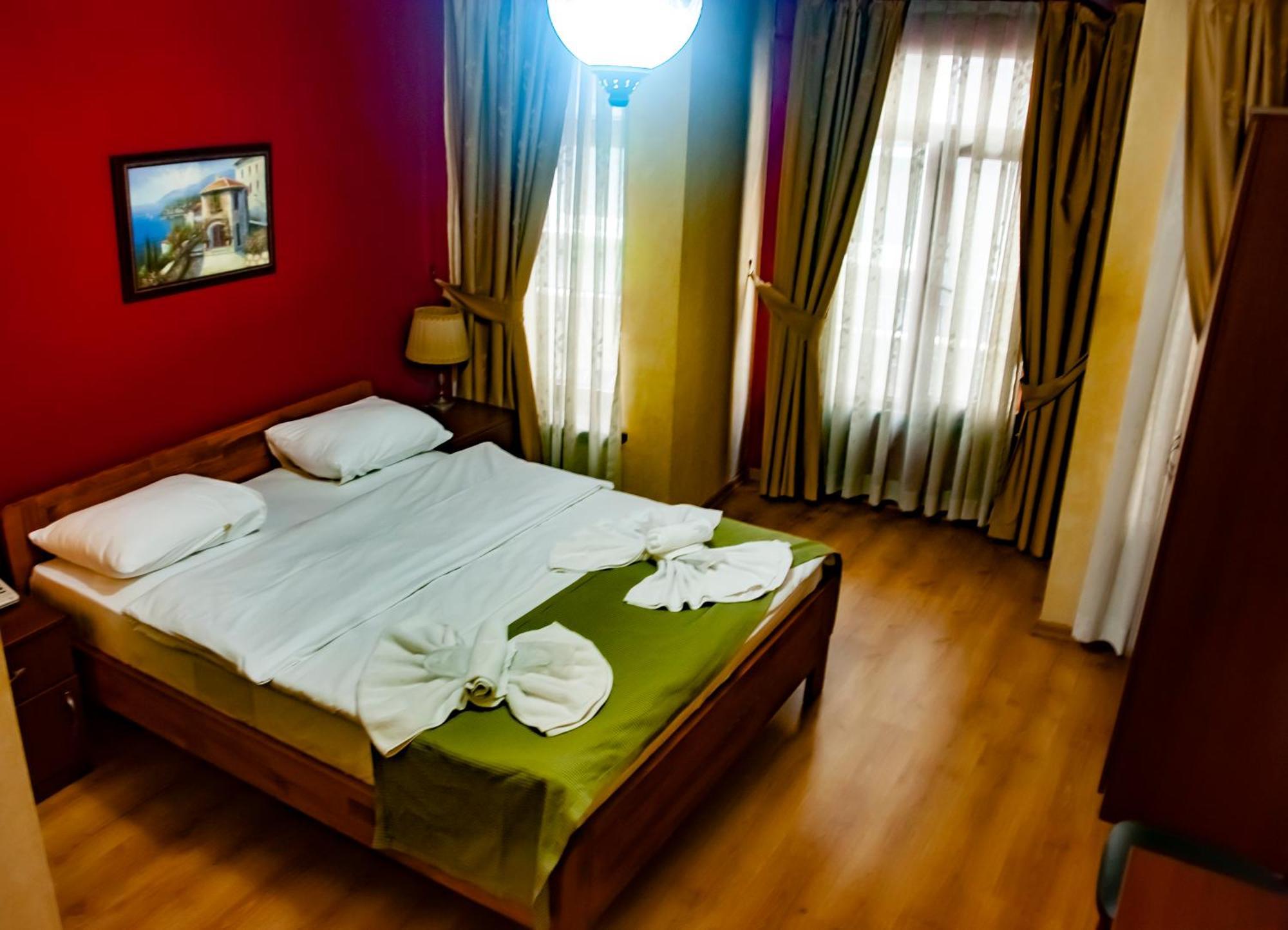 Istanbul Irish Hotel Eksteriør bilde